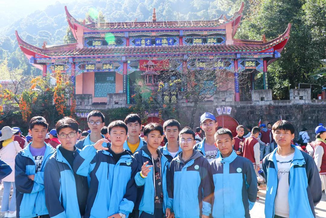国内篮球比赛，自然与心灵的篮球之旅