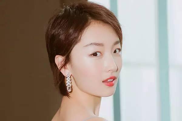 最新眉形美容技术揭秘，探索最新眉形美容趋势与技巧