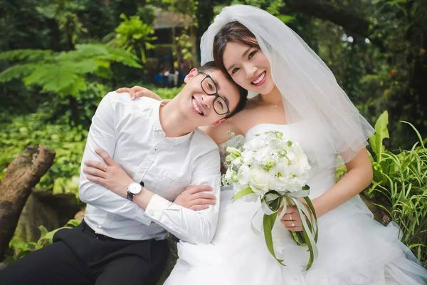 甜蜜爱情的美好瞬间，最新结婚对独家报道💍✨