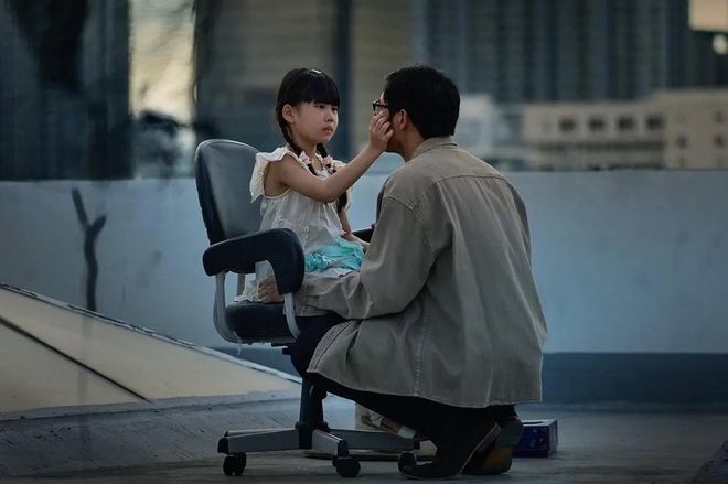 母亲的最新亲情，科技情感完美融合的情感纽带